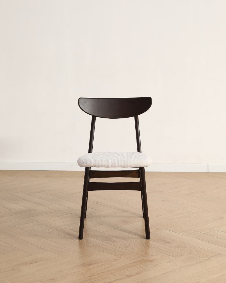 Stuhl 'Mira' – Walnuss