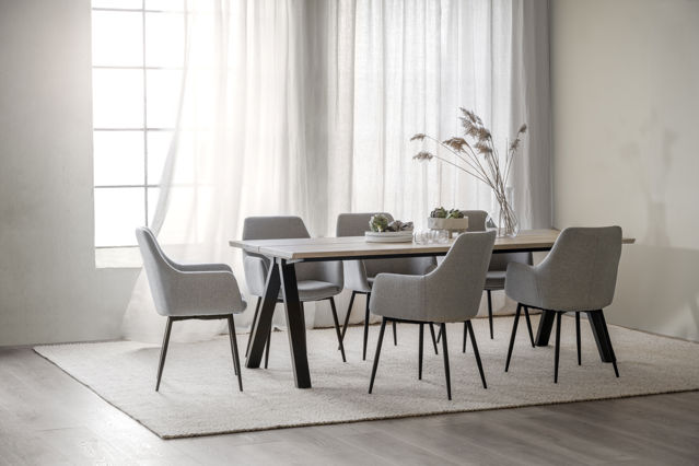 Esstisch 'Carradale' 220x100cm - Weiß pigmentiert/V-bein