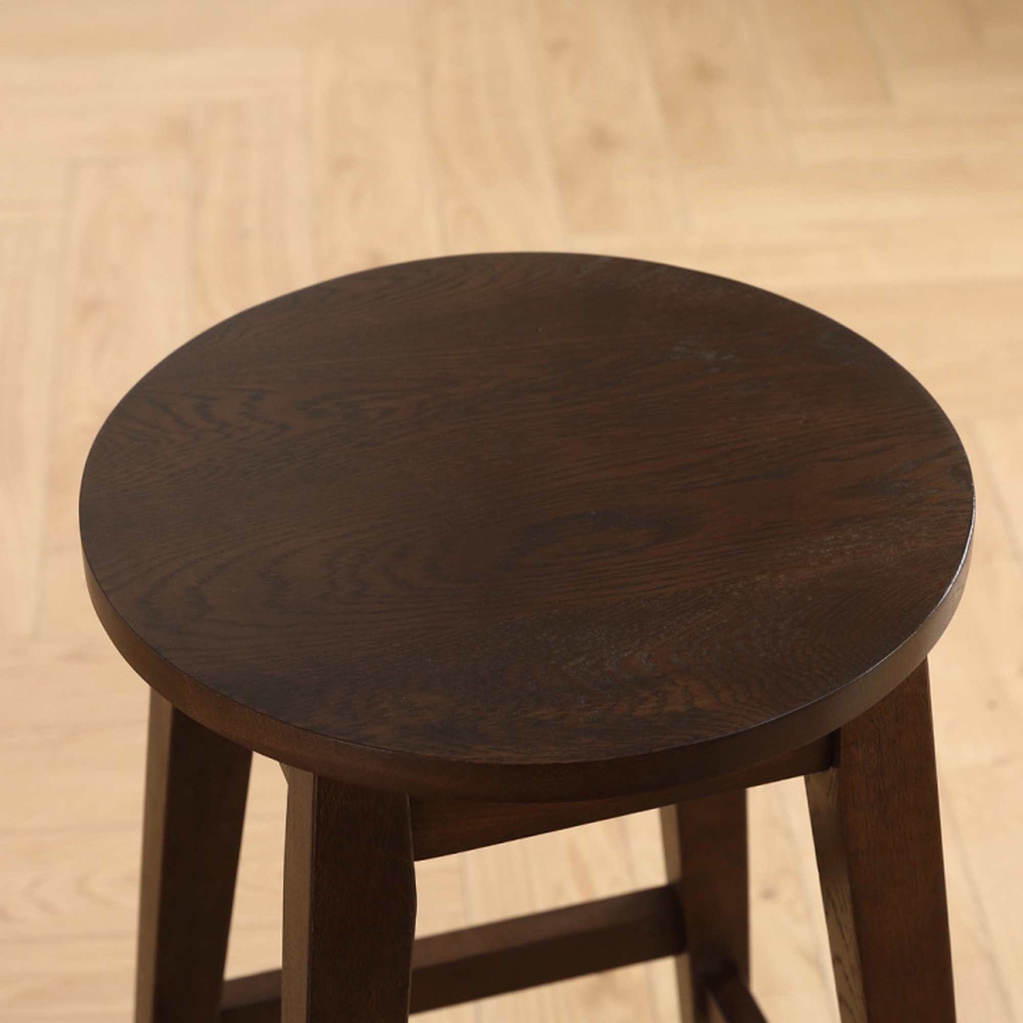 Barhocker 'Ella' – Walnuss