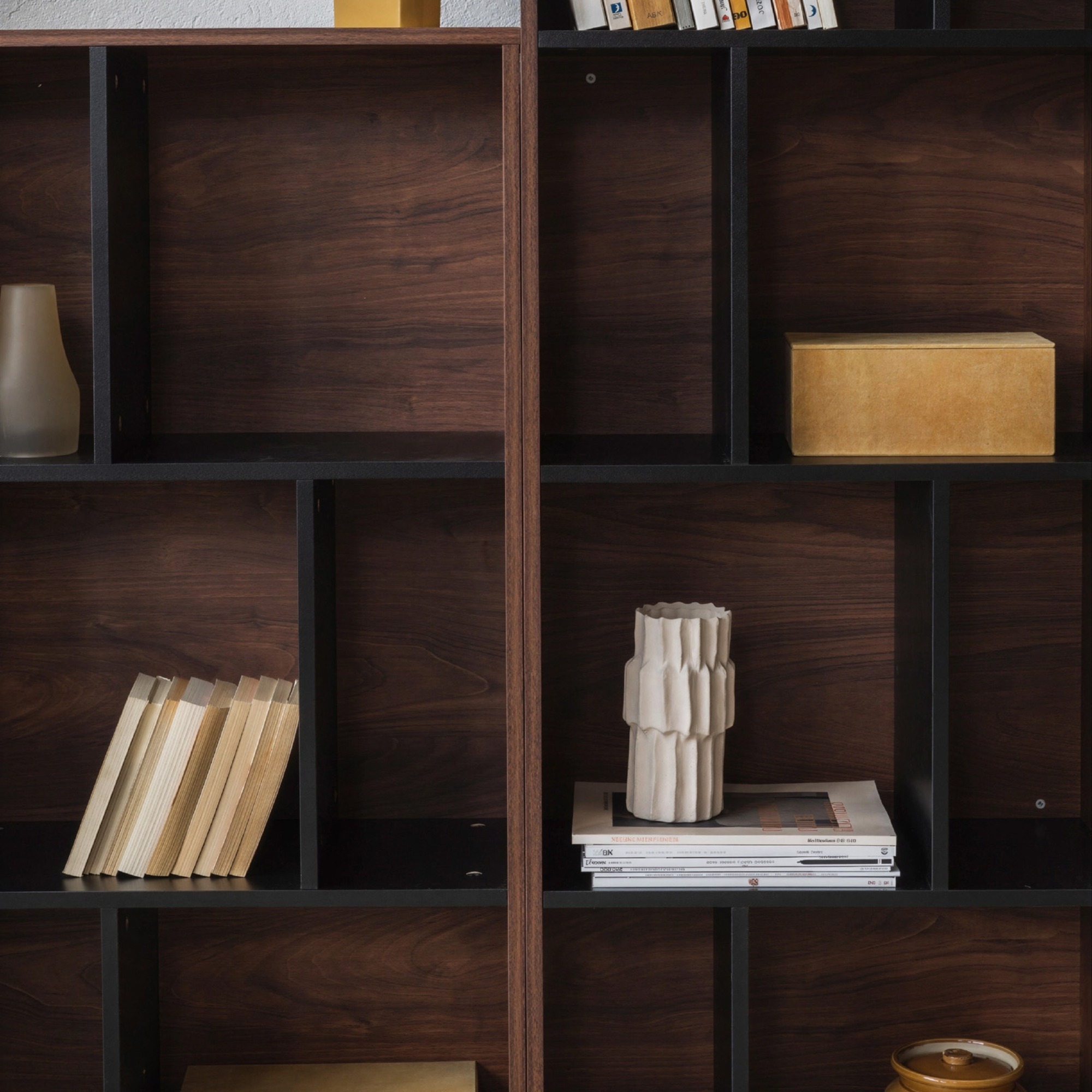 Bücherregal 'Colin' 60x210 - Walnuss/Schwarz