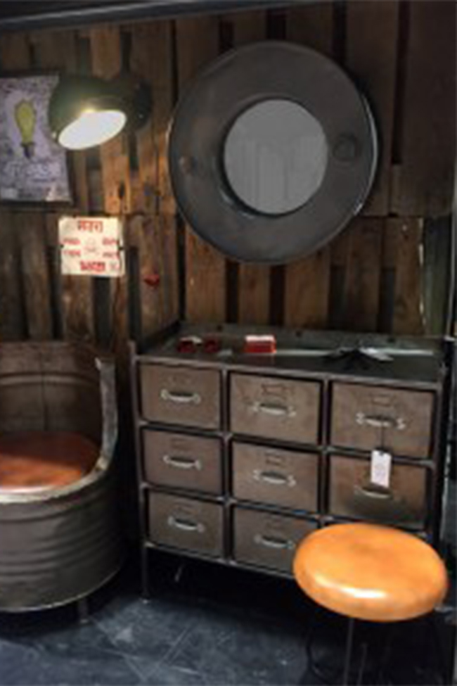 Schrank mit 9 Schubladen - Vintage/Patina