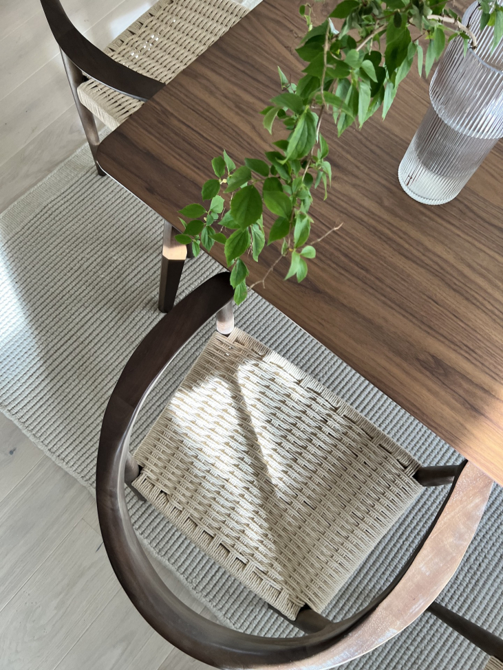 Stuhl 'Asche' - Nussbaum