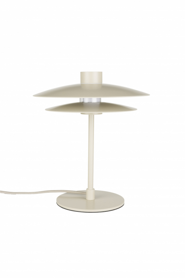 Tischlampe \'Veluna\' – Beige in der Gruppe Beleuchtung / Lampen / Tischleuchten bei Reforma (1001101)