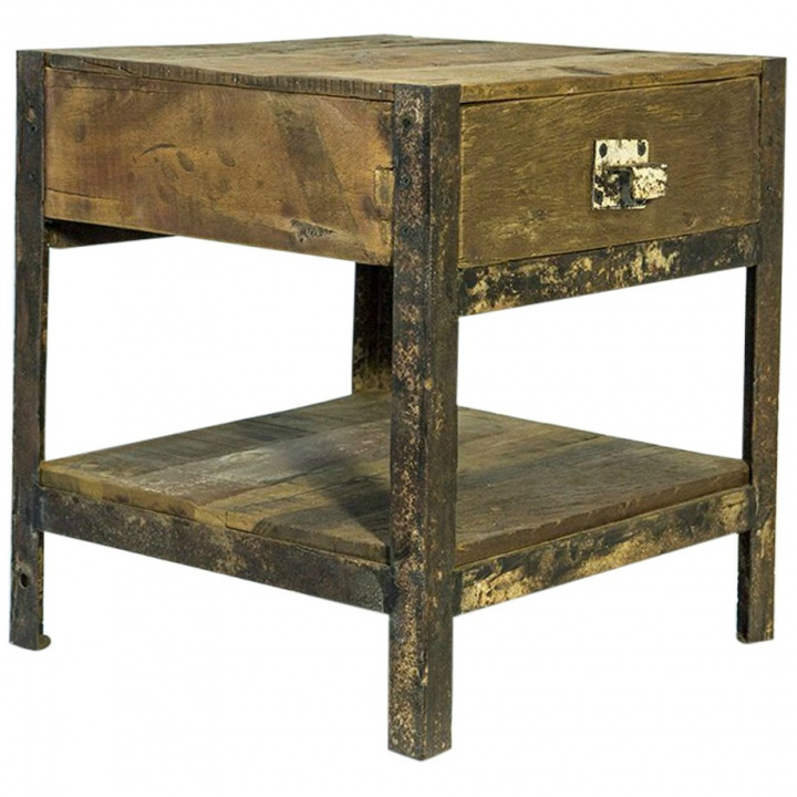 Vintage Nachttisch - Holz / Eisen in der Gruppe Möbel / Tische / Nachttisch bei Reforma (111027)