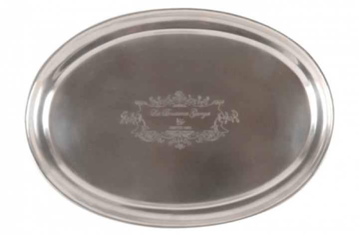 Silberplatte mit französischem Aufdruck in der Gruppe bei Reforma (1142-00)