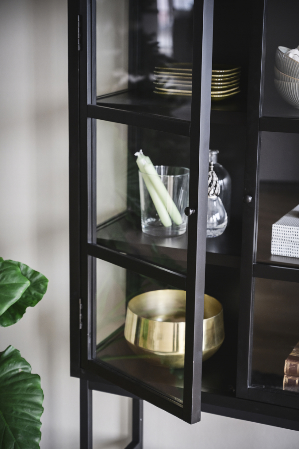 Vitrine 'Marshall' - Schwarz | Schränke und Sideboards - Regale