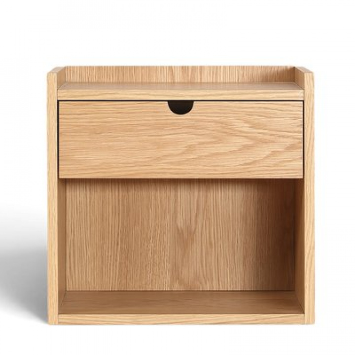 Nachttisch \'Mellby\' – Eiche in der Gruppe Möbel / Tische / Nachttisch bei Reforma (1199-natural)