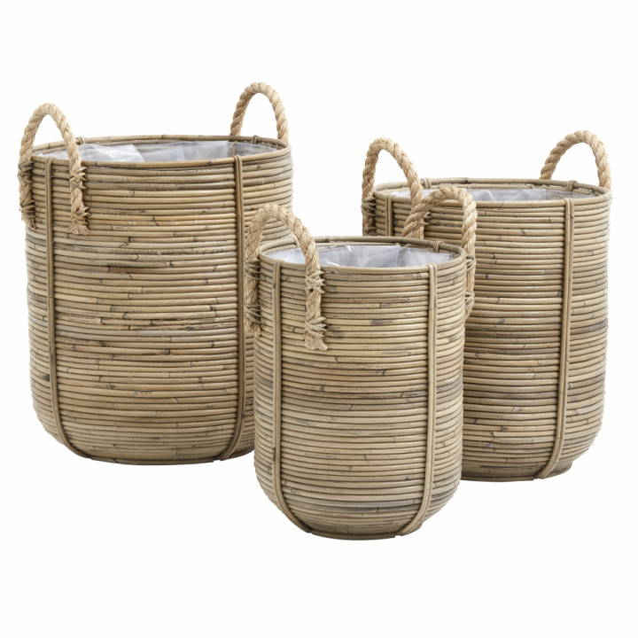 4 Pflanzkörbe 3 Stück - Rattan in der Gruppe Einrichtung / Dekoration bei Reforma (2462)