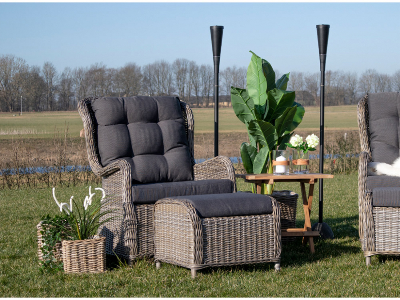 Liegestuhl mit Fußschemel 'Leon' - Grau | Stühle - Gart