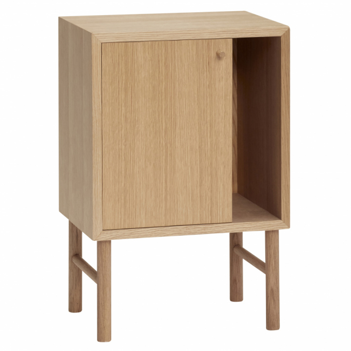 Kleines Sideboard - Eiche / Natur in der Gruppe Möbel / Regale & Aufbewahrung / Schränke und Sideboards bei Reforma (881110)